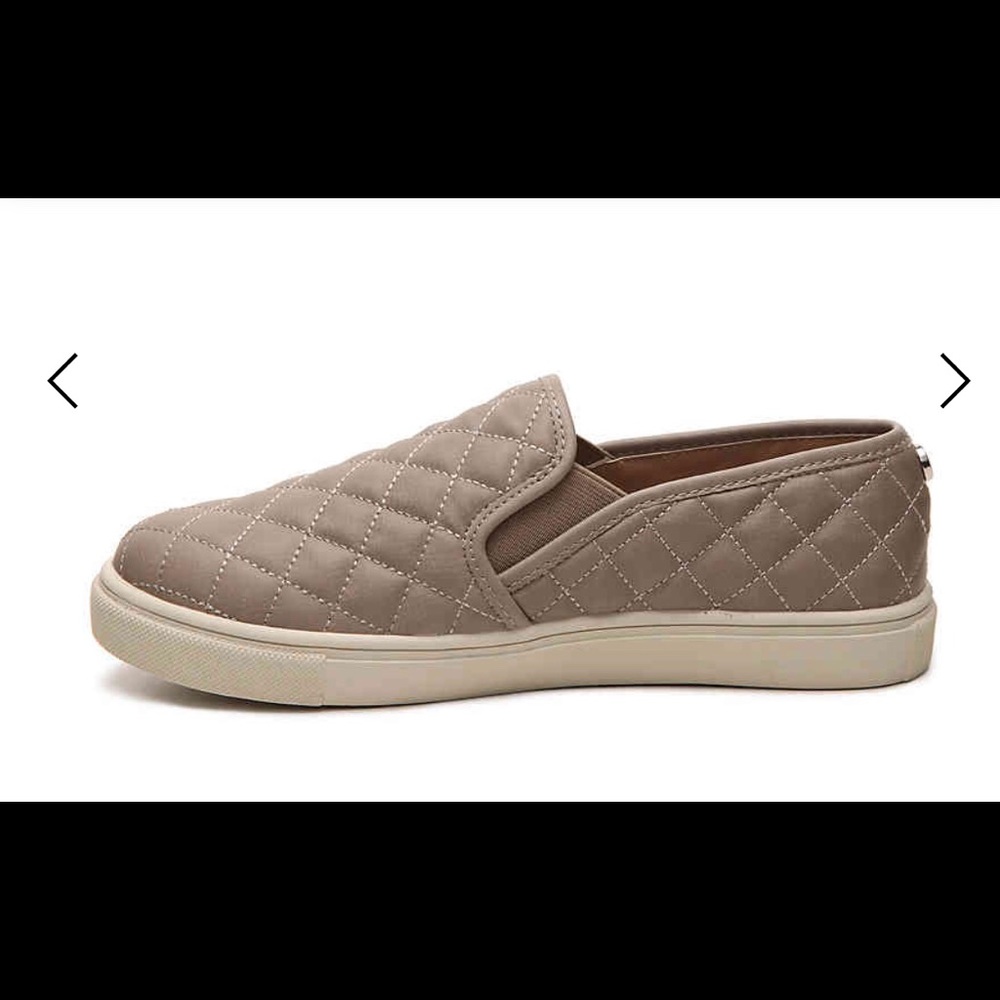Size 9 Steve Madden Leather Slip on Shoe
